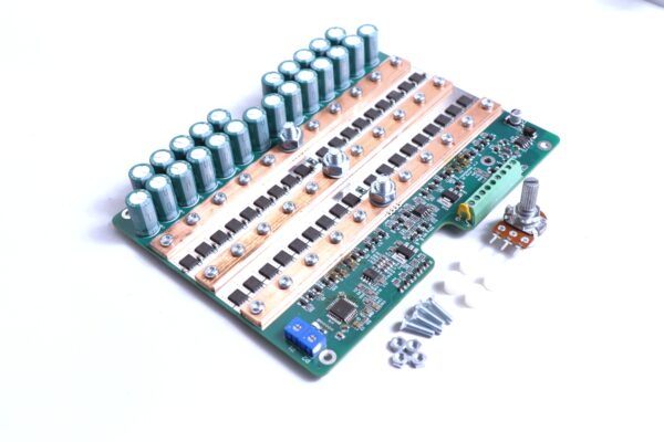 Crocodile-HLXH30400-dc-motor-controller